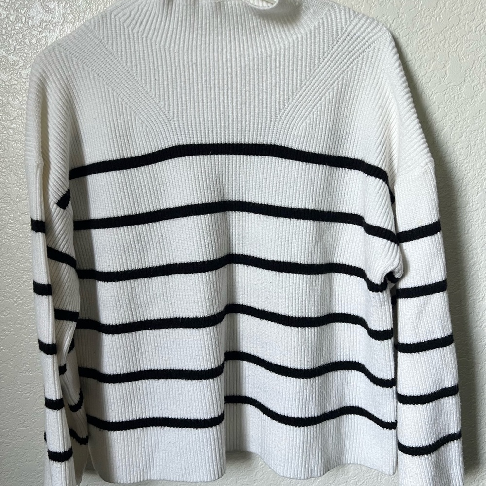 Striped Black and White Women's Sweater